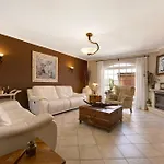 Ramos Villa Lagos